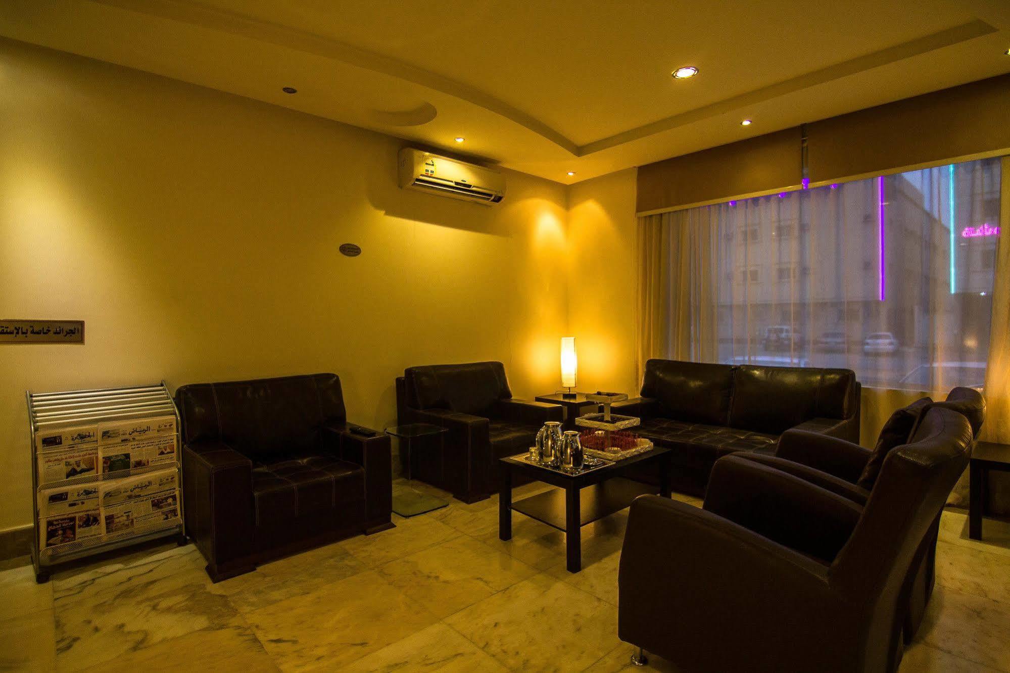 Almakan Suites 101 Riyadh Bagian luar foto
